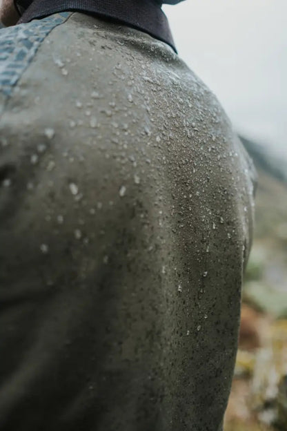 Water-repellent olive Bushbuck Defender Waterproof Jacket for hunting and country clothing